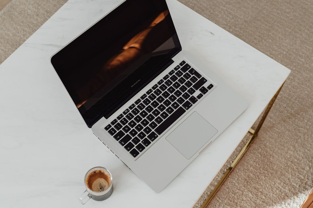 Etsy Erfolg 2026: Warum dein Shop stagniert (und warum der Algorithmus nicht schuld ist)